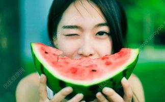 备孕梦见吃瓜,备孕梦境中的甜蜜预兆